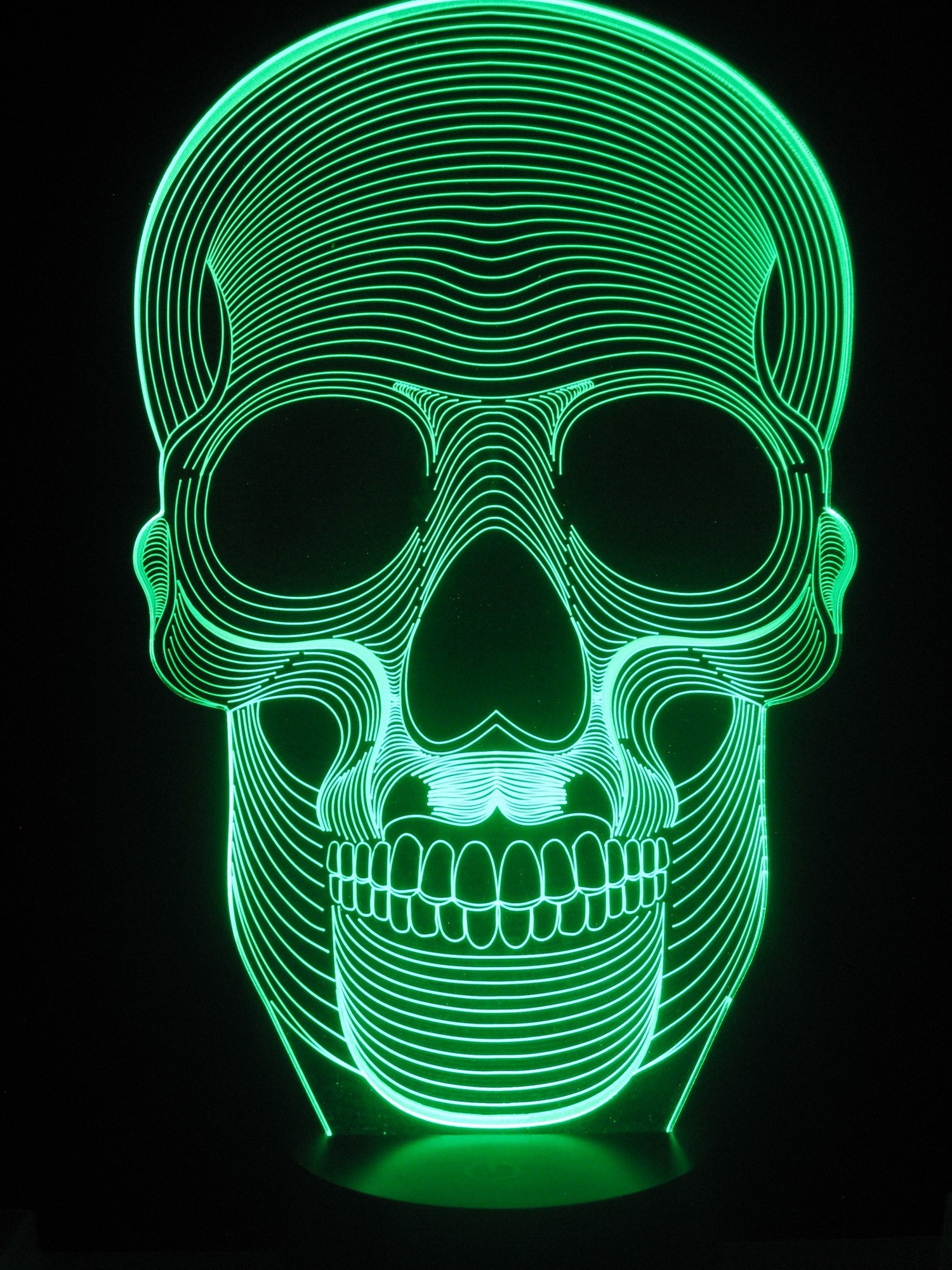 der Totenkopf, Lampe 3D leuchtende Schädel