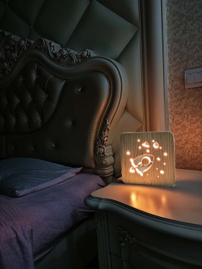 Originelle LED Motiv Lampe Rakete Holzrahmen Stimmungsleuchte Orientierungslicht Design Objekt Tischlampe 